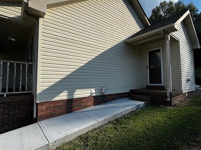 House for sale in Adolphus, Kentucky