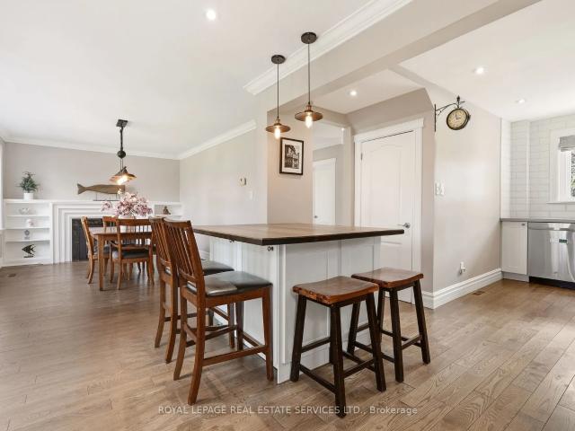 House for rent in Oakville, Golden Horseshoe