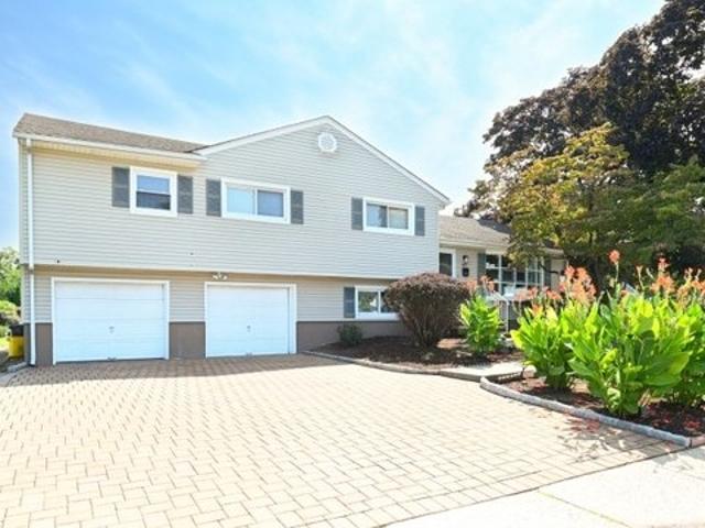 House for sale in New Milford, New Jersey