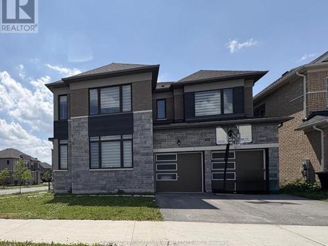 House for sale in Barrie, Ontario