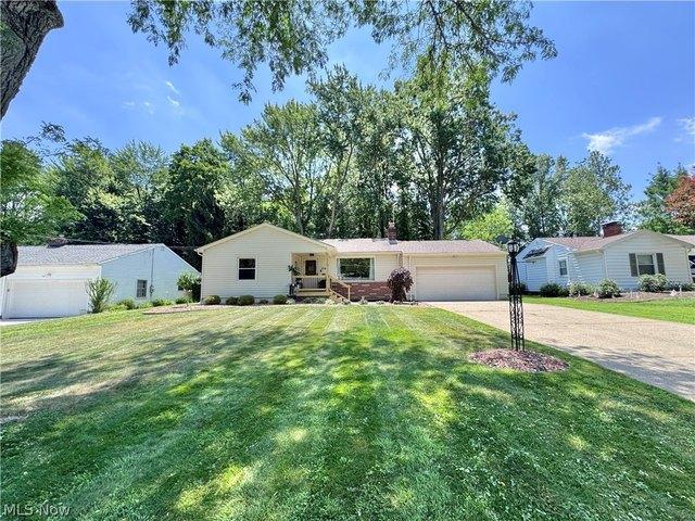 House for sale in Canfield, Ohio