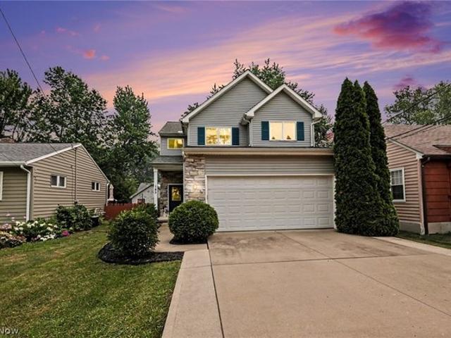 House for sale in Avon Lake, Ohio