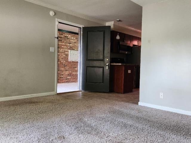 Condo for sale in Lexington