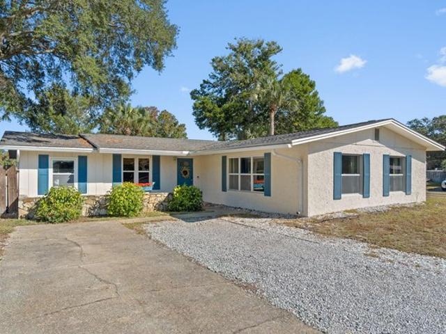 House for sale in Mary Esther, Florida