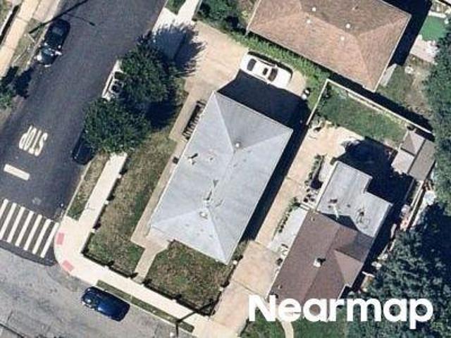 House for sale in Queens, Arverne