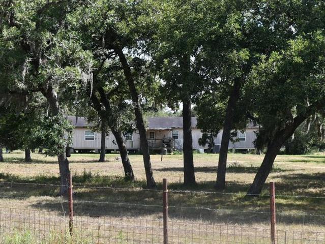 House for sale in Hallettsville, Texas