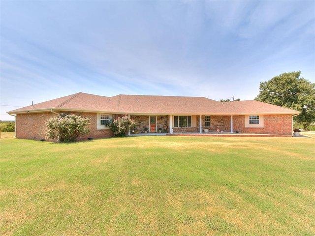 House for sale in Luther, Oklahoma