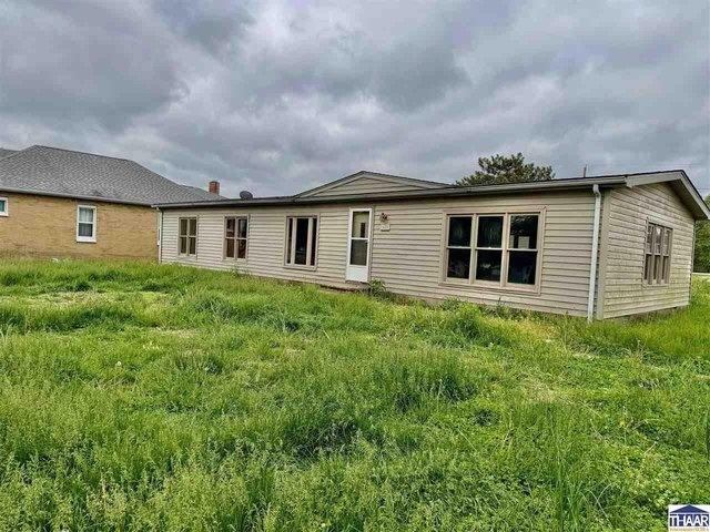 House for sale in Carbon, Indiana