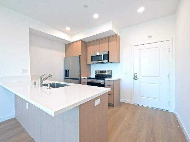 Apartment for rent in Van Nuys Neighborhood Council District, Canoga Park