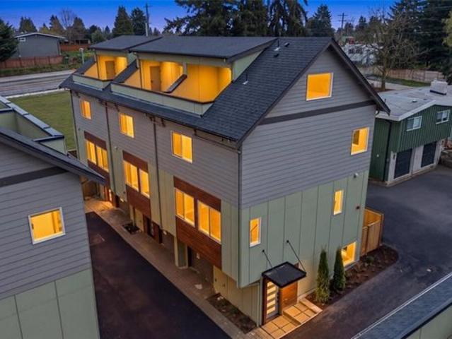 Townhouse for sale in Shoreline, Washington