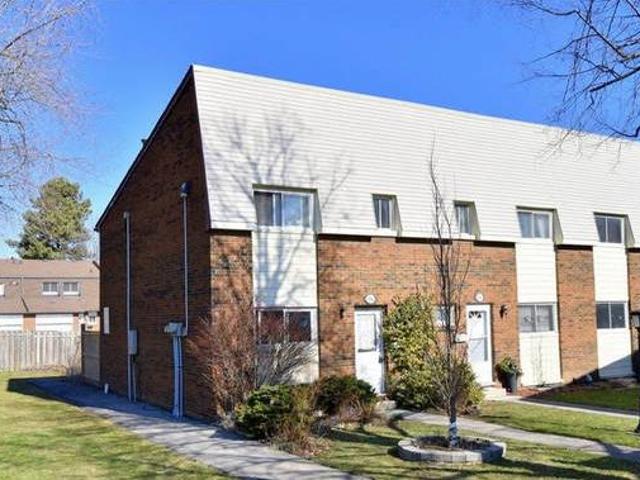 House for sale in Ancaster, Ontario