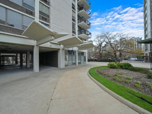 Condo for sale in Chicago Park, Illinois