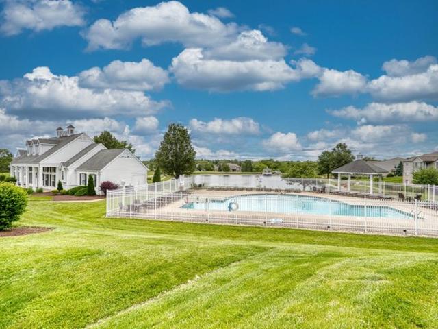 Condo for sale in Florence, Kentucky