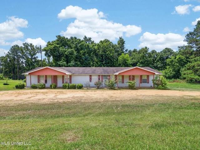House for sale in Collins, Mississippi