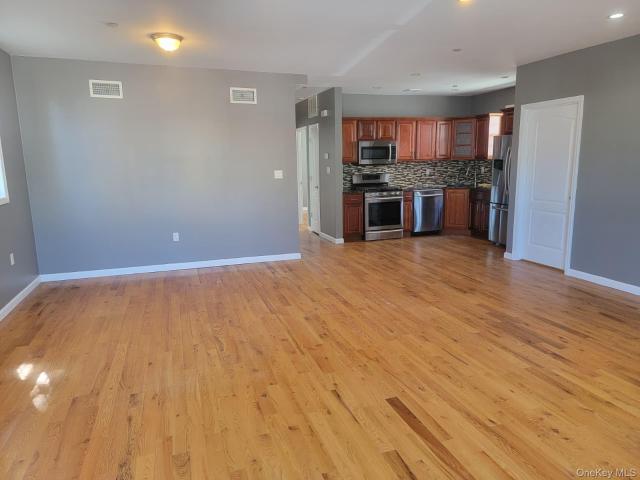 Property for rent in Queens, Arverne