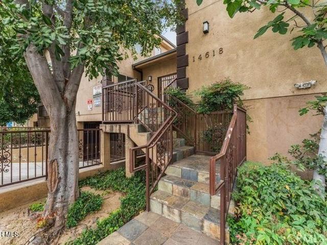 Townhouse for sale in Van Nuys Neighborhood Council District, Canoga Park