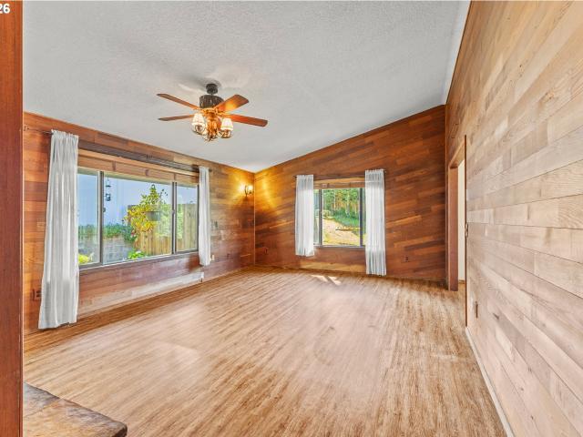 House for sale in Coos Bay, Coos County