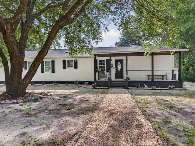 House for sale in Moncks Corner, South Carolina