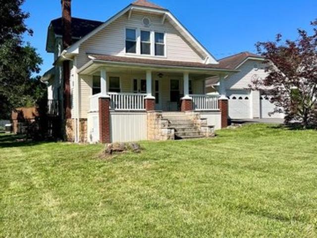 House for sale in Daniels, West Virginia