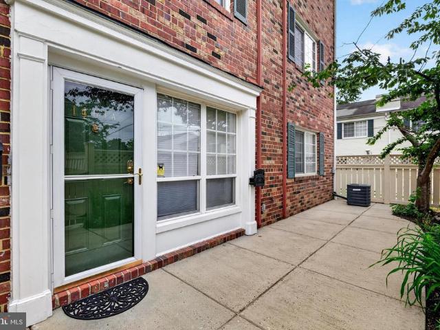 Condo for sale in Virginia