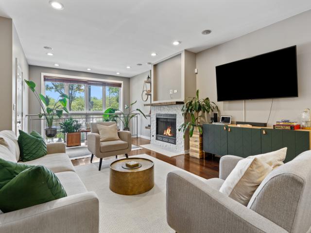 Condo for sale in Chicago Park, Illinois