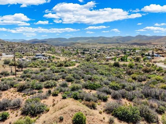 Land for sale in Dewey, Arizona