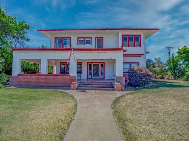 House for sale in Le Grand, California