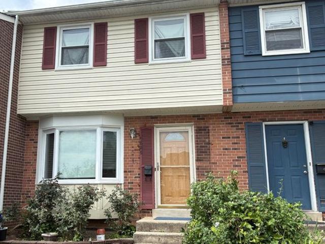 Townhouse for sale in Virginia