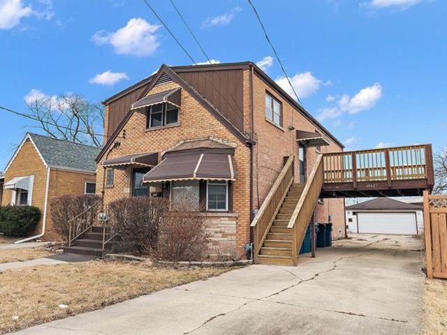 House for sale in Posen, Illinois