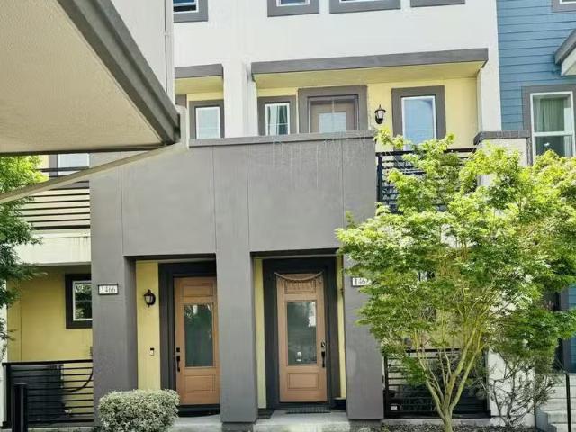 Condo for rent in Fremont