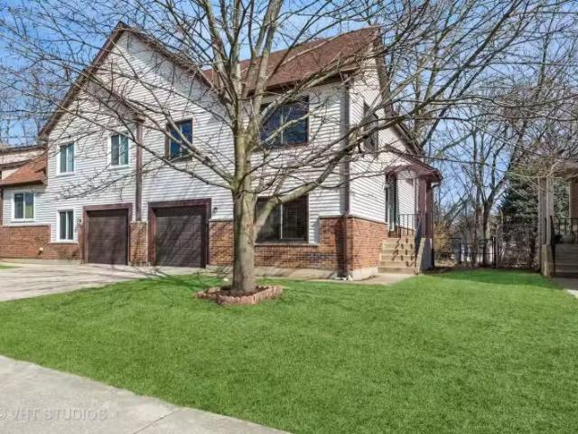 Condo for sale in Mount Prospect