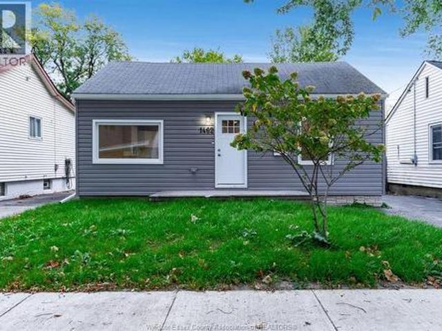 House for sale in East Windsor, Windsor