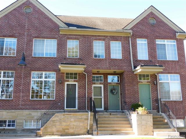 Condo for sale in Walled Lake, Oakland County