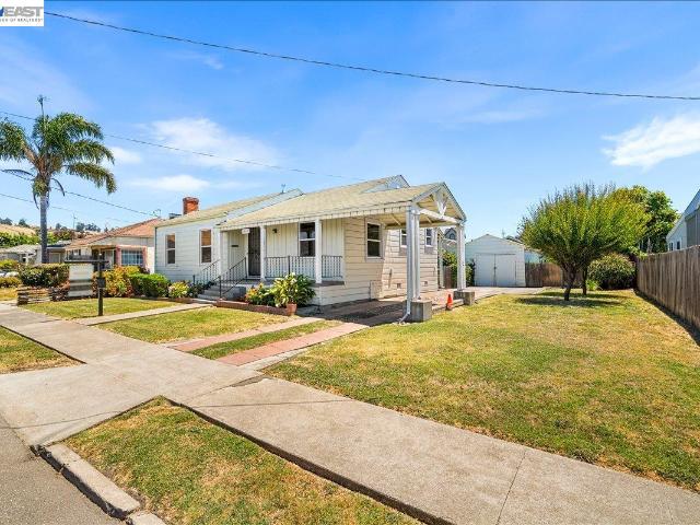 House for sale in San Leandro, California