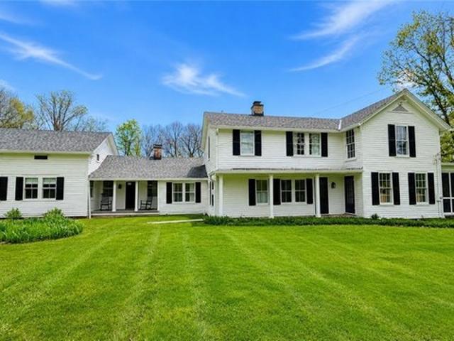 House for sale in Chagrin Falls, Ohio