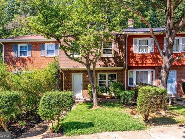 Townhouse for sale in Virginia