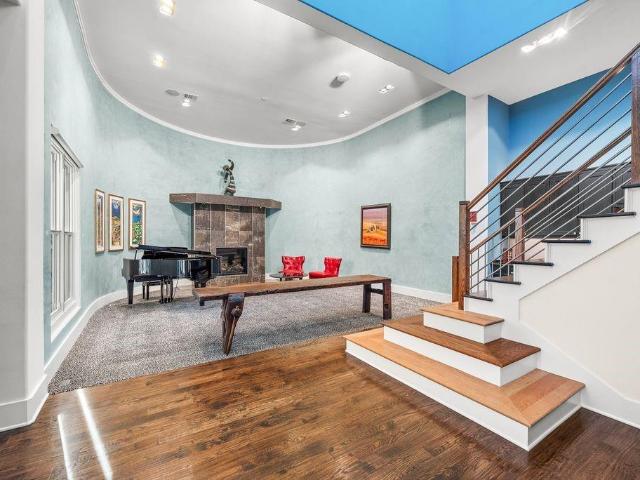 House for sale in Farmers Branch, Texas