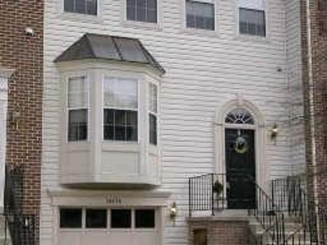 Townhouse for sale in Virginia