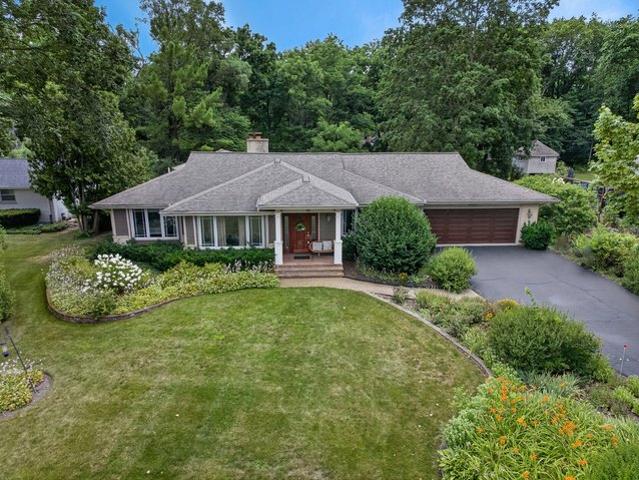 House for sale in Lincolnshire, Illinois