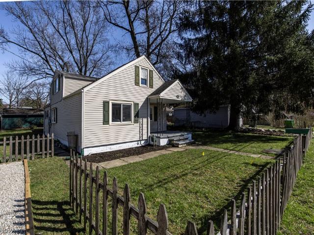 House for sale in Summit, Ohio