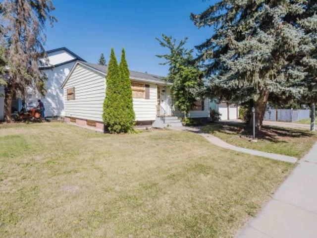 House for sale in Wedgewood, Alberta