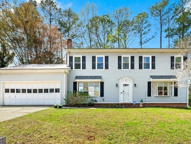 House for sale in Lilburn, Georgia