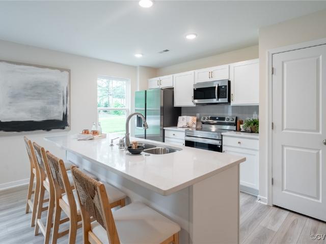 Townhouse for sale in Chesterfield