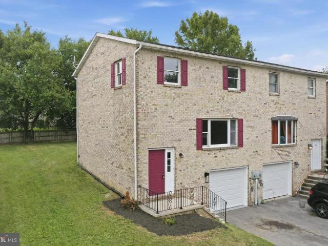 Townhouse for sale in Chambersburg, Franklin County