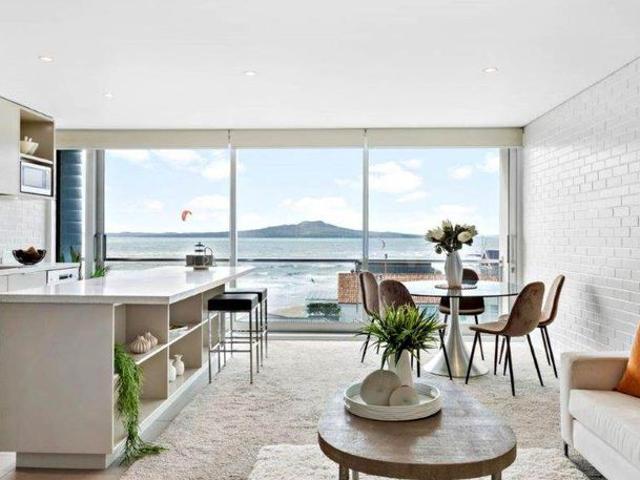 Apartment for rent in Northcote, Kaipātiki