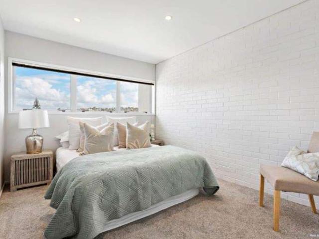 Apartment for rent in Milford, Devonport-Takapuna