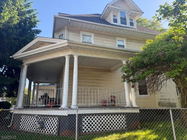 House for sale in Hillside, New Jersey