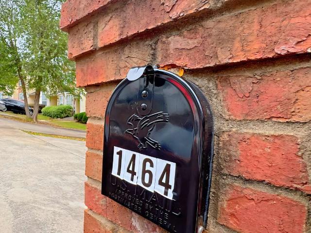 Townhouse for sale in Riverdale