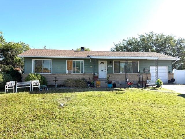 House for sale in Layton, Utah