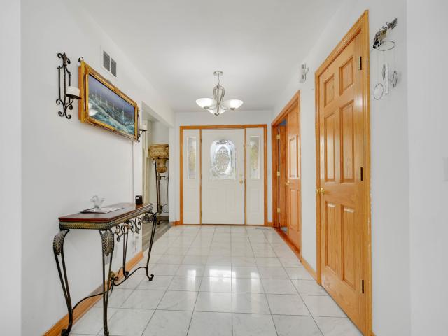 House for sale in Oak Forest, Illinois